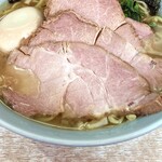 横濱ラーメン あさが家 - チャーシュー。