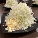 とんかつ そら - キャベツ（おかわり自由）