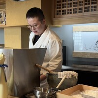 天ぷら浅沼 - 浅沼大将30歳　天ぷらの次世代を創るプロフェッショナル