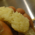 鮨 ほしやま - シャリは赤酢