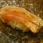 鮨 ほしやま - 金目鯛炙り★４・５・・・藁の香りがサリゲ・さり気にあって脂ノリノリで旨味あり＾＾