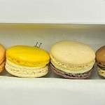 ピエール・エルメ・パリ - マカロン4種