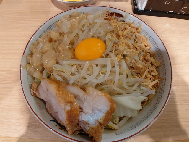 大阪二郎様 豚山 十三東口店 - 十三/ラーメン | 食べログ