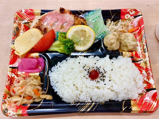 口コミ一覧 : ジョージの店 - 日本大通り/弁当 [食べログ]