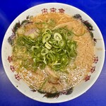 来来亭 - こってりラーメン【880円】