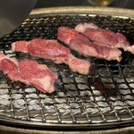 肉焼 ハラミ タン テール 兼条 - 