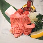 松阪焼肉 家族亭 - 