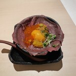 274415638 - 