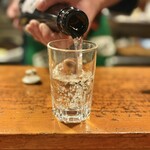 かにや - 「一品辛口(冷や酒)」＠400