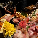 地酒と道産食材 一笑 本店 - 美しいお刺身