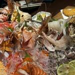 地酒と道産食材 一笑 - 美しいお刺身