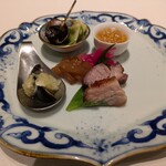 274421264 - 大連産のクラゲの見事な太さだけで、この店のレベルが分かる。