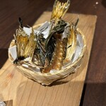 地酒と道産食材 一笑 - 八角のヒレ揚げ