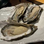 地酒と道産食材 一笑 - 厚岸の生牡蠣