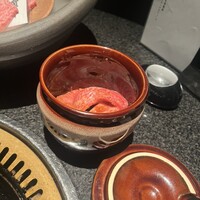 個室 和牛焼肉 吟 難波店 - 