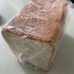 アサカベーカリー 膝折店 - 上食パン　半分450円