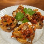 チャコールバル ジュ - 秋刀魚のトマト煮