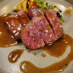 チャコールバル ジュ - 仙台牛イチボ炭火ステーキ グレイビーソース