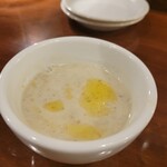 チャコールバル ジュ - ゴボウのスープ