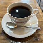 赤倉焙煎室 - カレーセット 税込1100円（R6.10時点）のアームズ式珈琲（ゲレナゲイシャ）