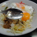 せきざわ食堂 - 2014/5　先割れスプーンで食べます。