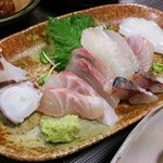 まんねん食堂 - 刺し盛り(1人前)