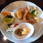 ちきゅう岬 - 日替わりランチ（フライ盛合せ）　６８０円