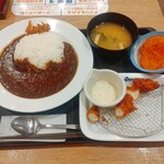 松のや - 料理写真:(盛り付けが雑すぎる)オリジナルカレー(松屋)、単品ささみかつ、単品コロッケ