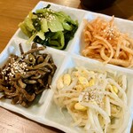 焼肉ホルモン りんご苑 - 