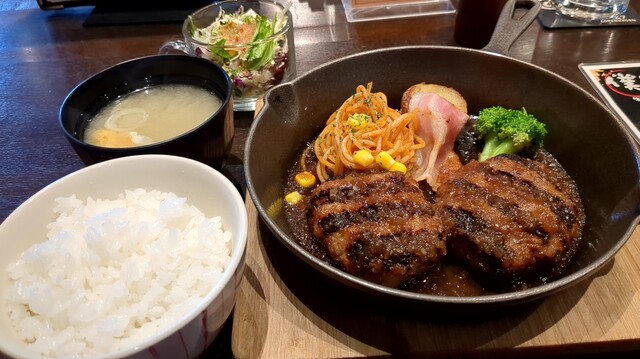 僕とハンバーグのご予約 - 八軒/ハンバーグ | 食べログ 