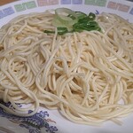 TOKYO豚骨BASE MADE by博多一風堂 - 豚骨白 850円 替え玉150円