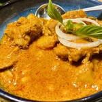 THE LOCAL - マッサマンカレー