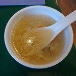 百香亭 - スープ　炒飯が大量なので飲みませんでした