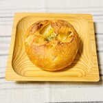 パン・ド・ラサ - じゃがいもとガーリックバターのパン