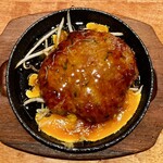 本鳥久 - 河内鴨つくね焼き２　濃厚な卵黄がとろり