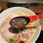琉 肉、酒、ときどき魚。 - 【羊ラーメン＝スープ】