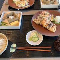高ようじ みなとみらい - 一汁七菜セット。2,500円