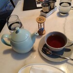 コートヤード・バイ・マリオット - スペシャルな紅茶がボット1杯選べます（茶葉の品切れ有り）