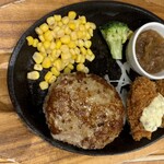 ココス - ハンバーグ&広島県産牡蠣フライ 979円