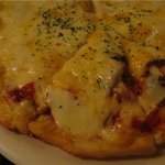 トムコリンズ - アンチョビのピザ