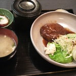 どん平 - ハンバーグ定食