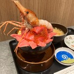 札幌海鮮丼専門店 すしどんぶり - 