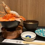 札幌海鮮丼専門店 すしどんぶり - 