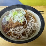 六文そば - ごぼう天そば¥280