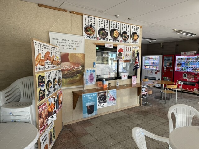 ウミヨコスタンド - 岩城みなと（ハンバーガー）の写真