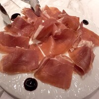 R1 TOKYO Bar&Restaurant - 