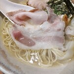 ジャパニーズ ラーメン 五感 - 低温調理の米沢三元豚上ロース ♪