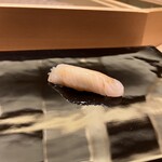寺子屋 すし匠 - 鰆のにぎり