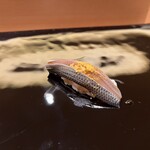 寺子屋 すし匠 - 小肌のにぎり おぼろと柚子かけ