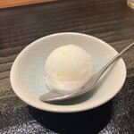寺子屋 すし匠 - 柚子のシャーベット